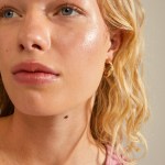 Γυναικεία Σκουλαρίκια PILGRIM SUN στριφτοί κρίκοι επιχρυσωμένοι - Image 2